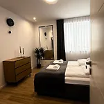 شقة Mickiewicz House *