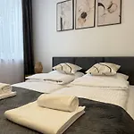 شقة Mickiewicz House *